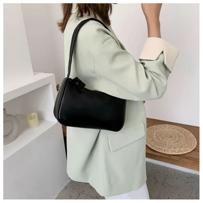 New PU Leather Women's Handbags Solid color Underarm Bag Fashion Armpit Shoulder Bag Simple Design Girls Small Shoulder Bags