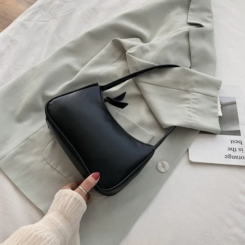 New PU Leather Women's Handbags Solid color Underarm Bag Fashion Armpit Shoulder Bag Simple Design Girls Small Shoulder Bags