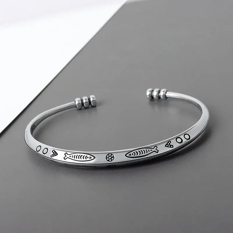 Minimalist Silver Plated Mobius Infinity Loop Cuff Bracelet for Women Trendy Vintage Cuff Bangles Party Jewelry Gift