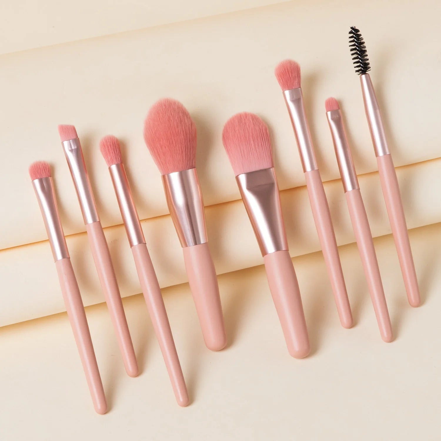 New 8Pcs Makeup Brush Set Makeup Concealer Brush Blush Loose Powder Brush Eye Shadow Highlighter Foundation Brush Beauty Tools