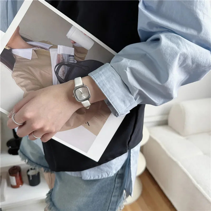 Luxury Women Quartz Watch Leather Strap Small Square Dial Green Watch Casual Fashion Versatile Vintage Wristwatches Dropshipping