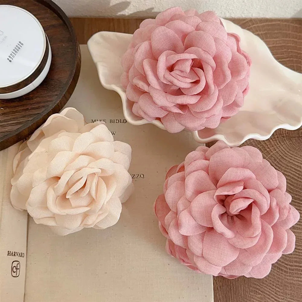 New Solid Color Fabric Flower Hair Claws for Women Fashion Light Luxury Shark Clips French Elegant Temperament Hair Accessories