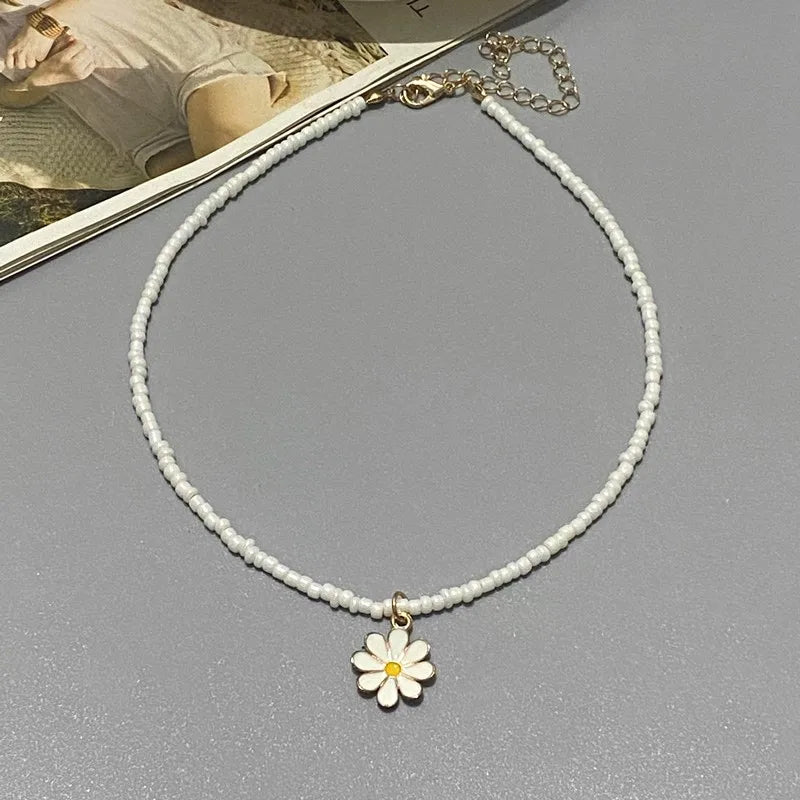 New Fashion flower Choker  Seed beads Necklace for Girl Women Pendant Collar Jewelry Gift for Friend Wholesale Necklace