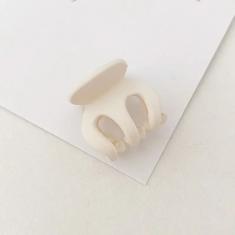 머리핀 Fashion Hight Ponytail Hair Claw Clip Acrylic Small Hair Claws Women Girls Shark Clips Headwear Barrette Hair Accessories