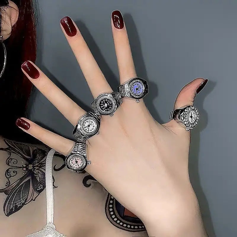 Vintage Punk Quartz Finger Watch Ring for Women Men Couple Rings Digital Watches Elastic Stretchy Finger Band Ring Jewelry Clock