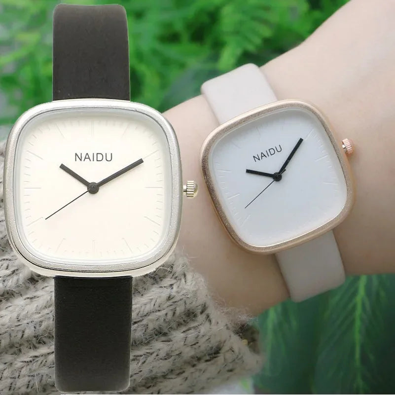 Simple Versatile Leather Belt Quartz Watch Fashion Student Small Square Watch Men and Women Student Wrist Watches Wholesale