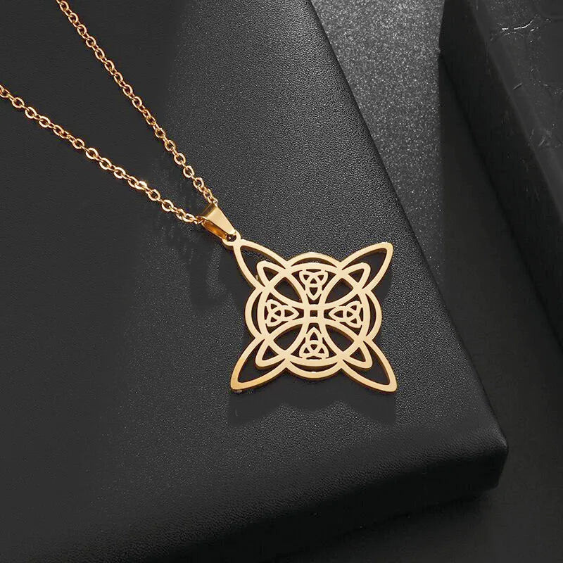 Fashion Trend Engraved Alphabet Bear Pendant Cute Animal Necklace Mens Womens Charm Hip Hop Party Street Jewelry Gifts