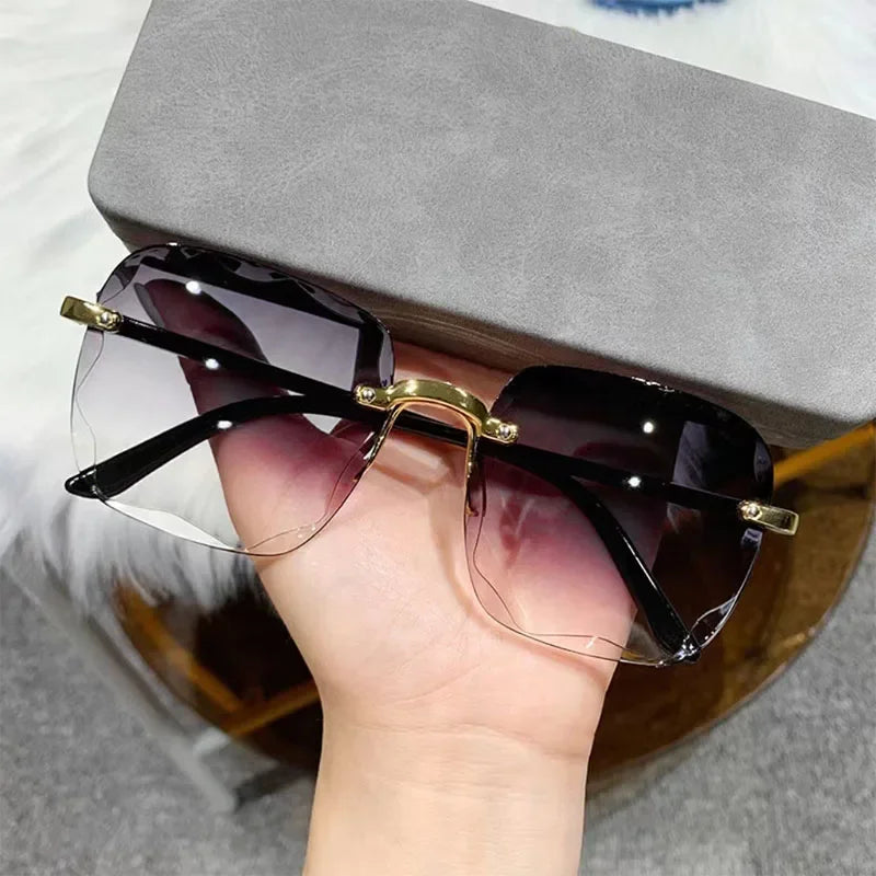 New Rimless Square Sunglasses Women's Brand Designer Fashion Sun Glasses Female Summer Travel Trend Eyewear UV400 Oculos De Sol