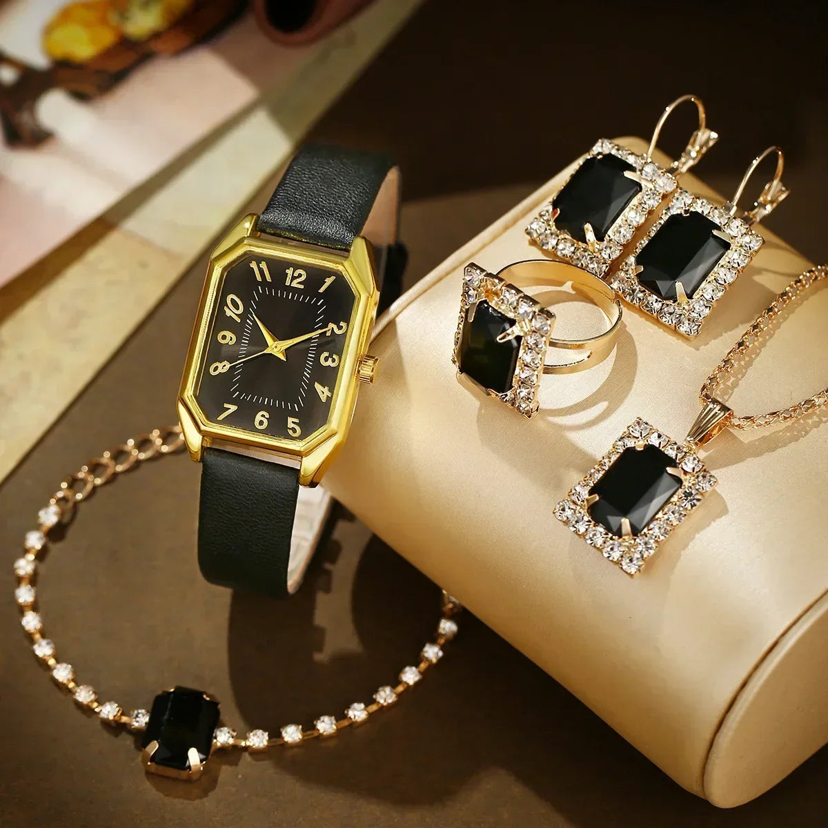 2024 New Leisure Fashion Leather Women's Business Square Quartz Watch Korean Rhinestone Jewelry Set Reloj Mujer Elegante