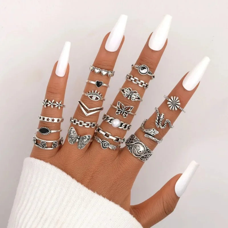 21pcs Set Punk Style Butterfly Heart And Tai Chi Design Multi-element Snake Rings Set