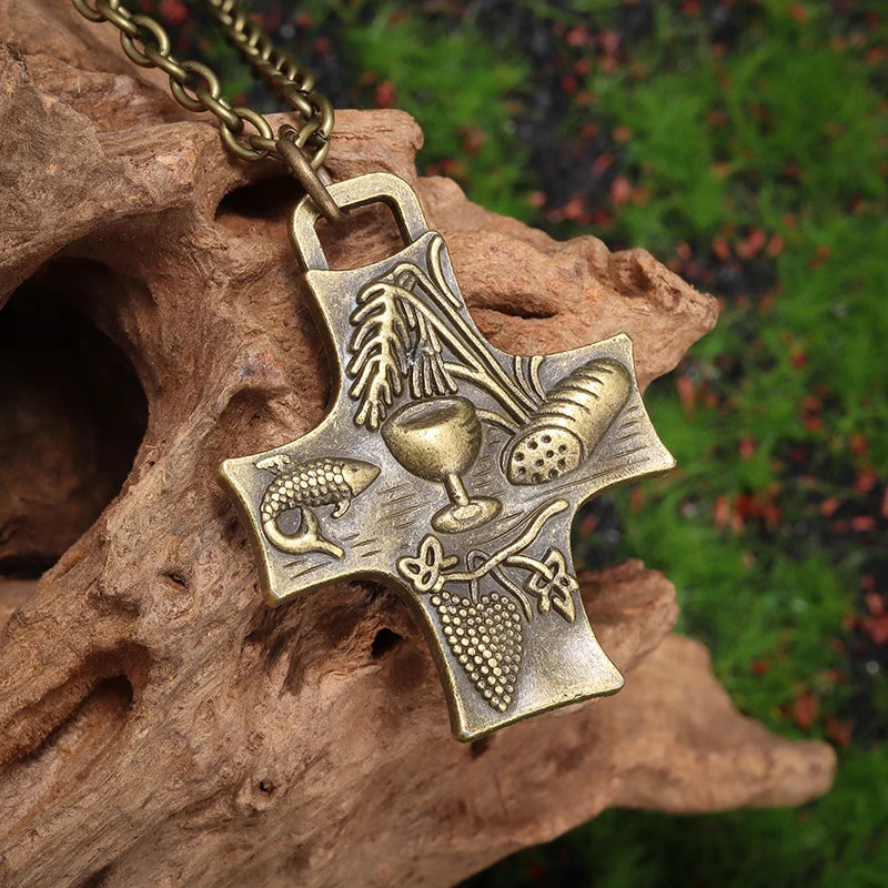 Vintage Catholic Cross Pendant Necklace Men Women Christian Believers Prayer Amulet Jewelry