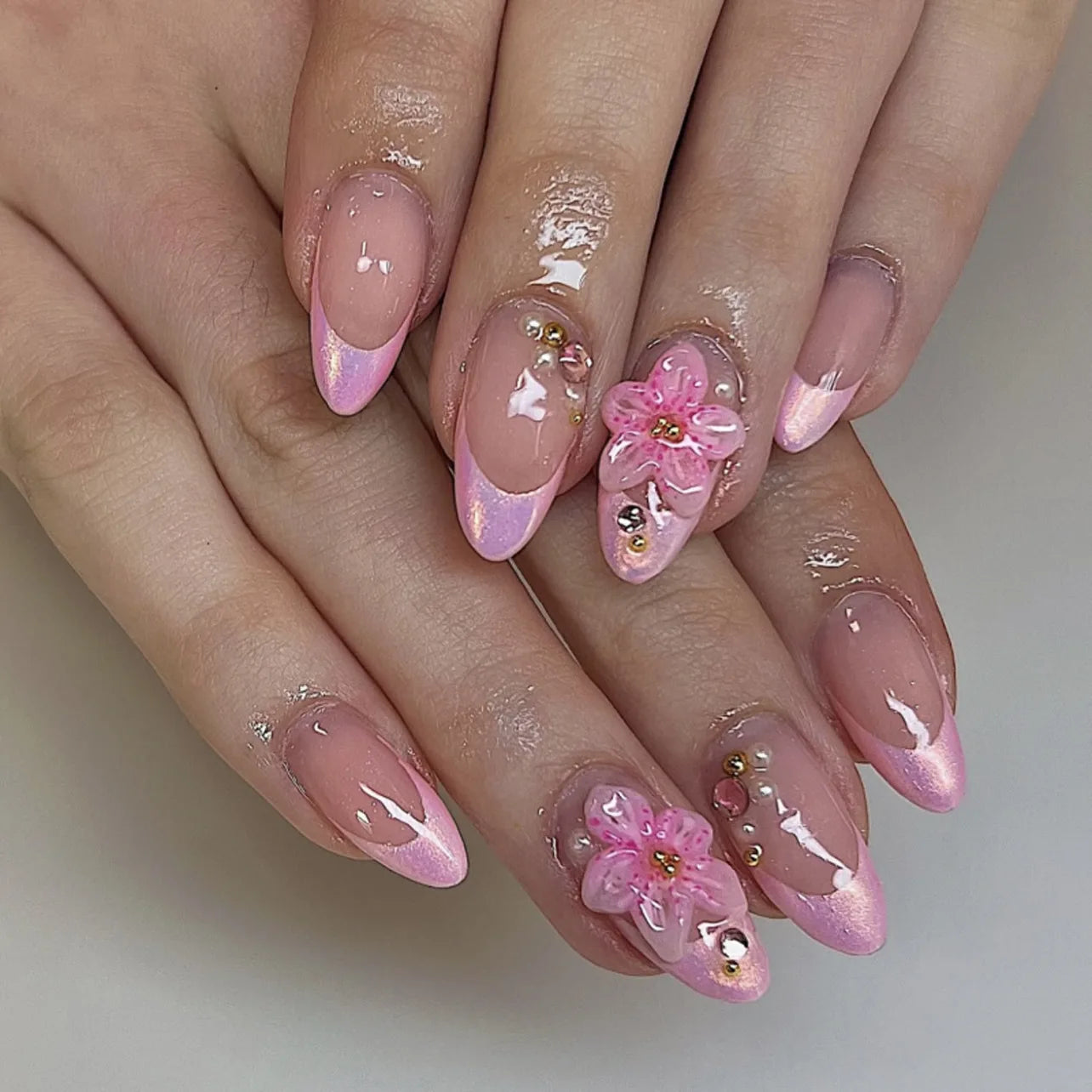 24pcs Mid-length Almond Press on Nails Sets Wearable Gradient Pink Flower Pearl Design False Nail French Fake Nail Finished Tips 1