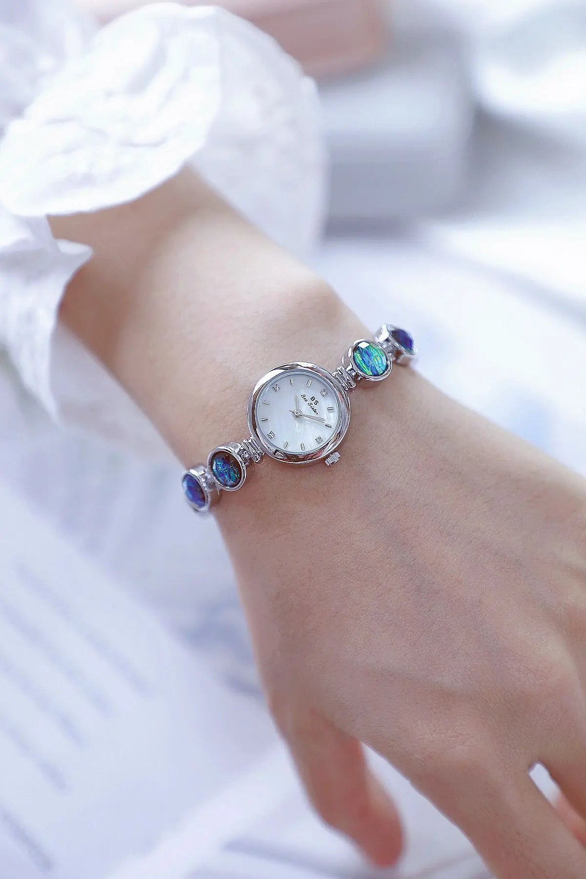 Fashion Ladies Quartz Wristwatches Luxury Peacock Stone Strap Watch for Women Girl Gift Clock Dropshipping Relojes Para Mujer