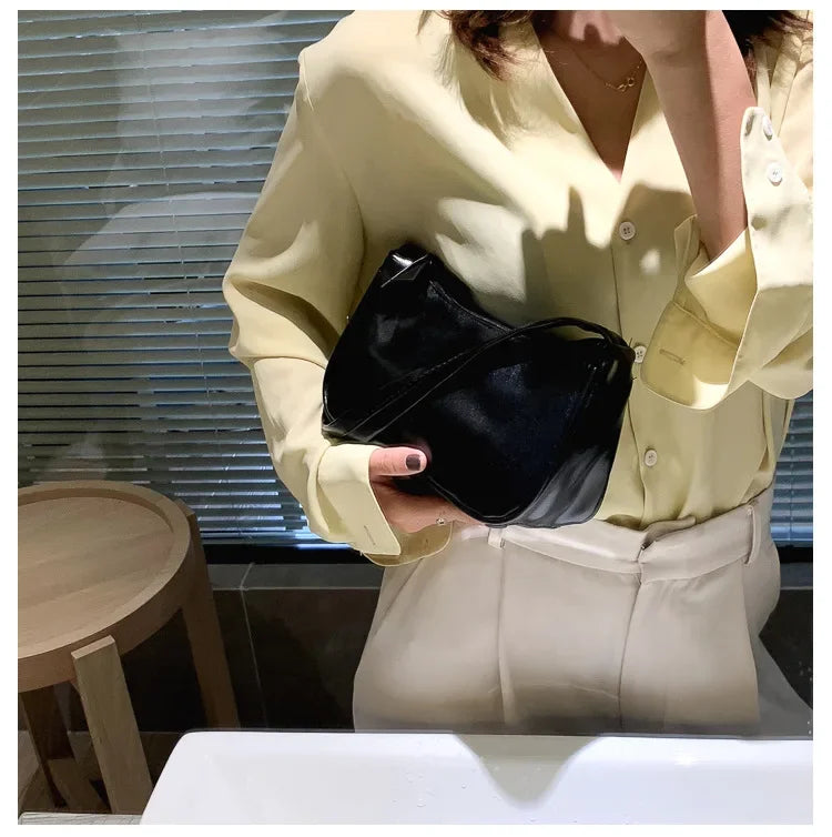 New PU Leather Women's Handbags Solid color Underarm Bag Fashion Armpit Shoulder Bag Simple Design Girls Small Shoulder Bags