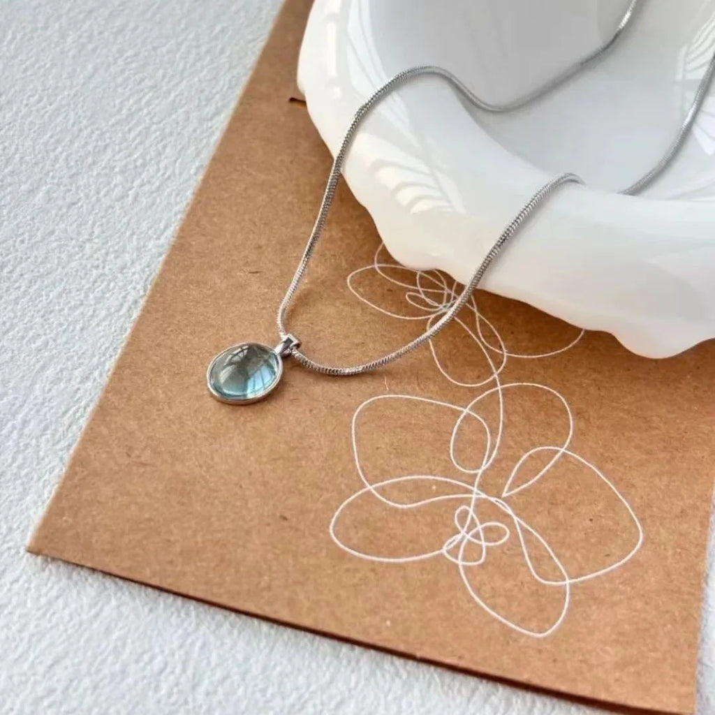 Simple Oval Aquamarine Moonstone Pendant Necklace for Women Girls Luxury Snake Chain Necklace Fashion Collar Jewelry Gifts