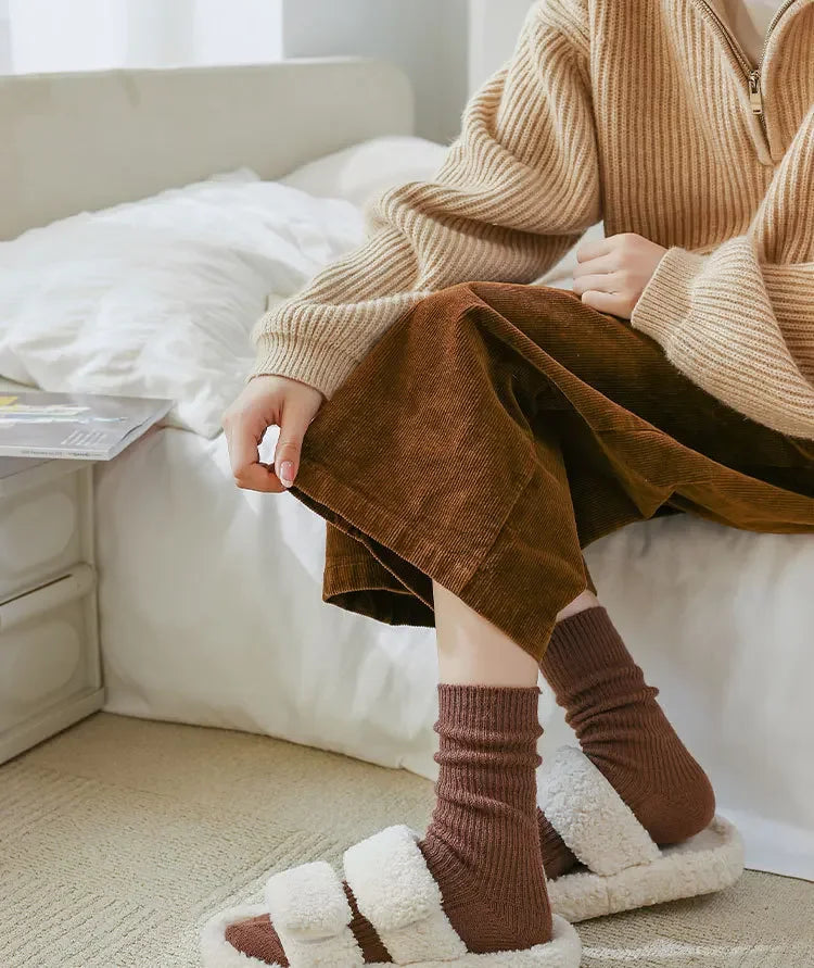 Winter Cashmere Wool Woman Socks Solid Cream Color Harajuku Retro Long Socks Women Girls Thermal Crew Sock Calcetines Mujer New