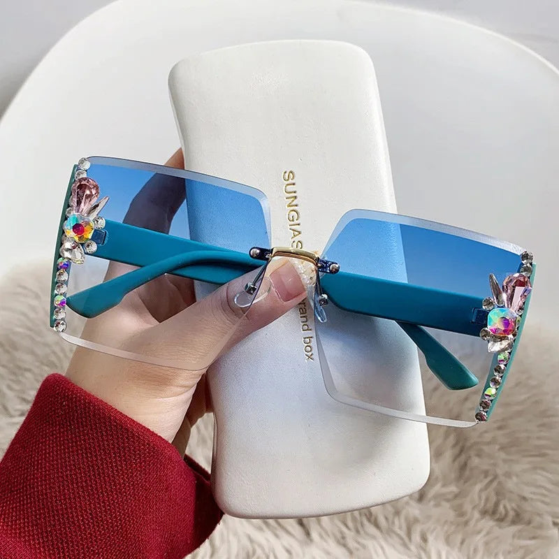 Fashion Oversized Square Sunglasses Women Luxury Brand Vintage Rimless Sun Glasses Diamond Decoration Eyeglasses UV400 Gafas