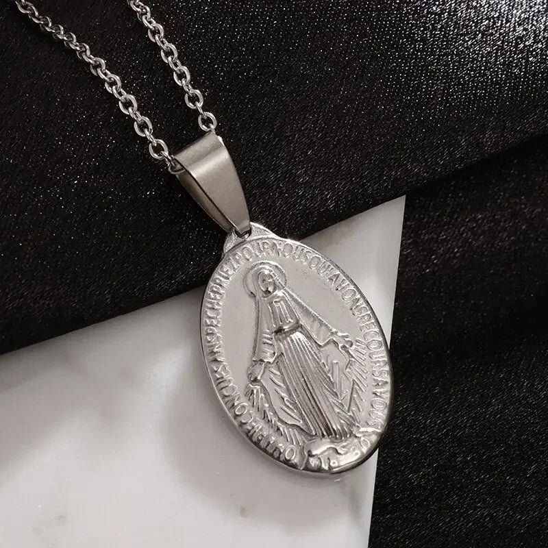 Beautiful Stainless Steel Catholic Virgin Mary Portrait Square Pendant Necklace for Men and Women Religious Catholic Jewelry