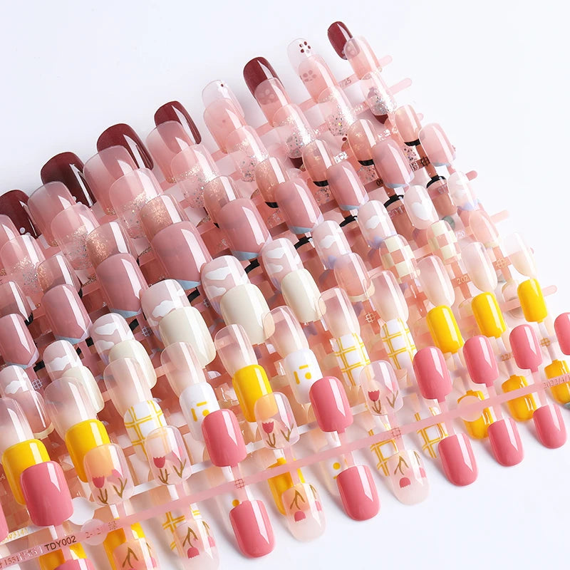 24pcs Short Matte Fake Nails For Women Cute Bride Red Blush French Tips Faux Ongles Press On False Nail Supplies No Jelly Glue