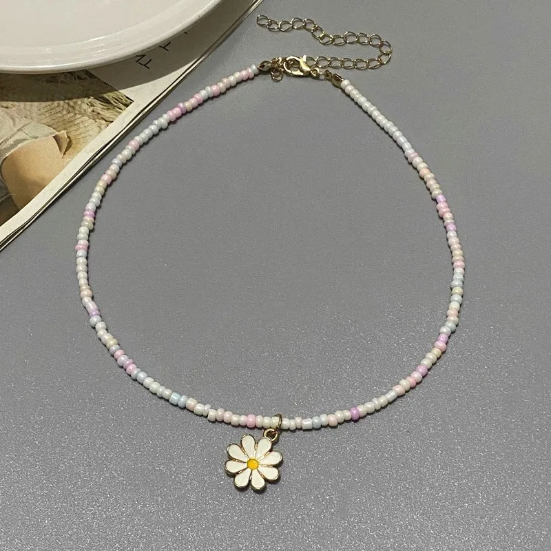 1PC New Fashion Color Seed beads Choker Necklace for Girl Women Flower Pendant Collar Jewelry Gift for Friend Wholesale Necklace