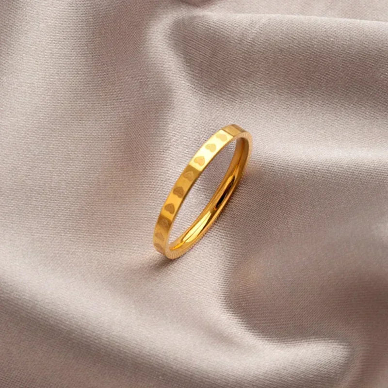 Stainless Steel Gold Color Multi Hearts 2.5mm Thin Finger Rings for Women Size 6/7/8/9/10# Wedding Engagement Jewelry Gifts