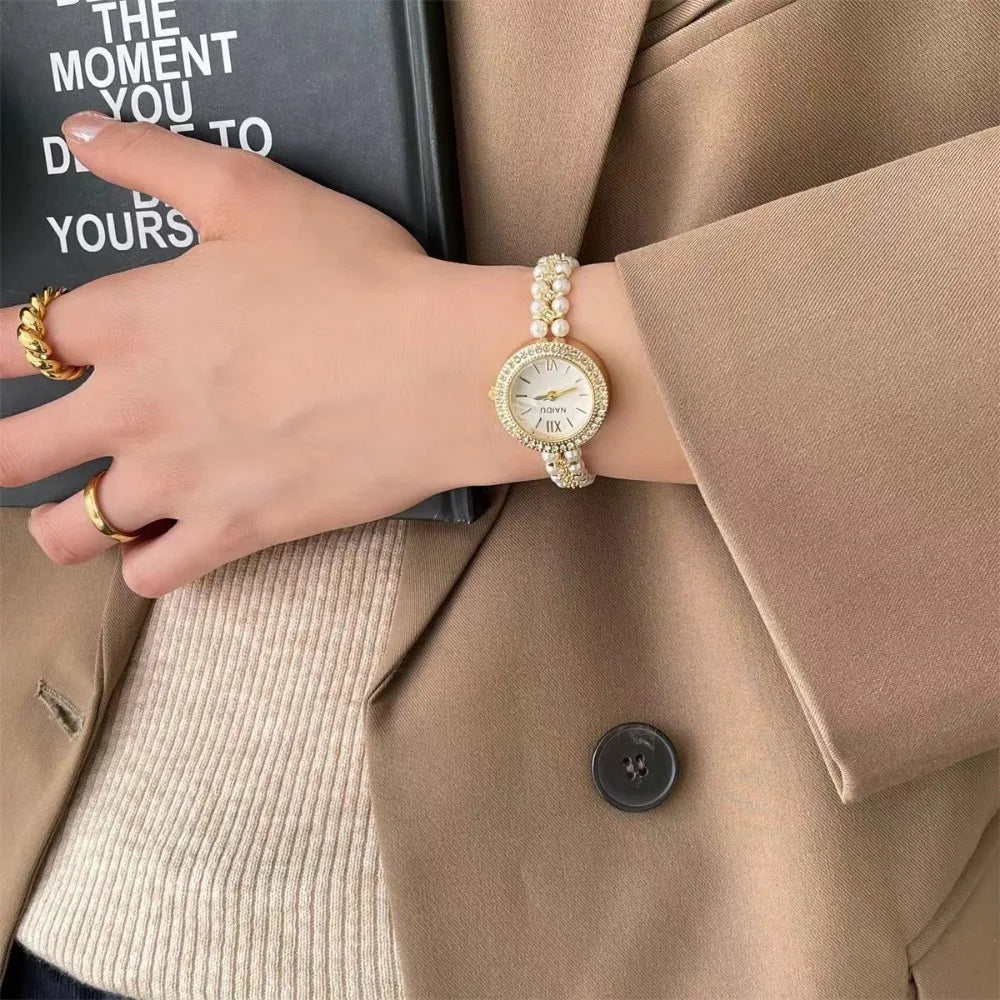 New Pearl Studded Luxury Bracelet Watch Small Dial Fashion Watch for Women Quartz Wristwatches Dropshipping Relojes Para Mujer