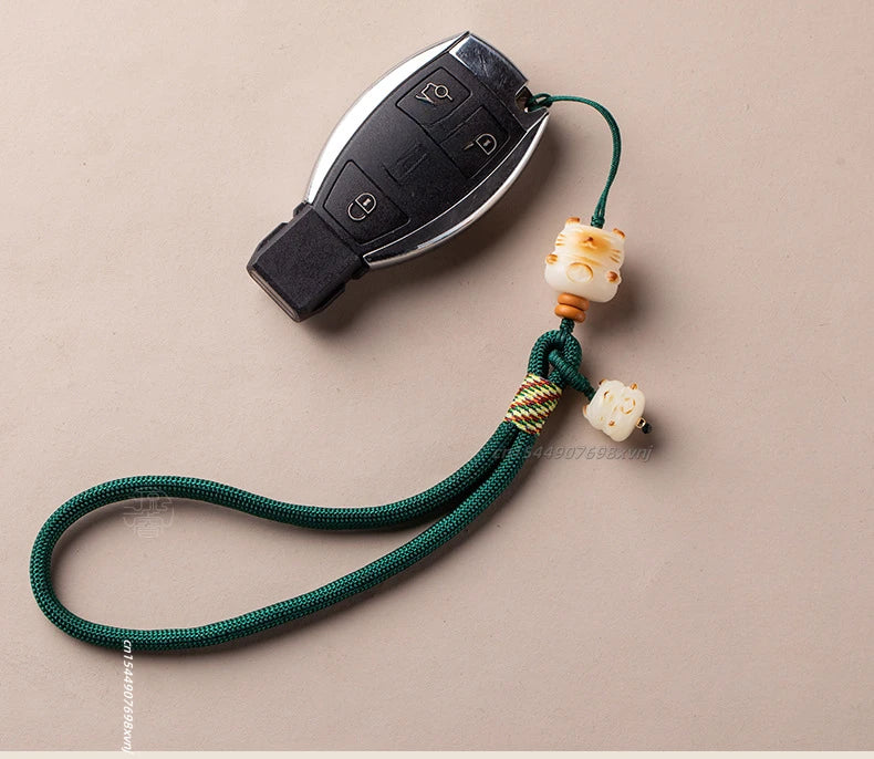 Cute Bodhi Lucky Cat Mobile Phone Wrist Hanging Chain Pendant Pendant Exquisite Anti-loss Drop-resistant Mobile Case Lanyard