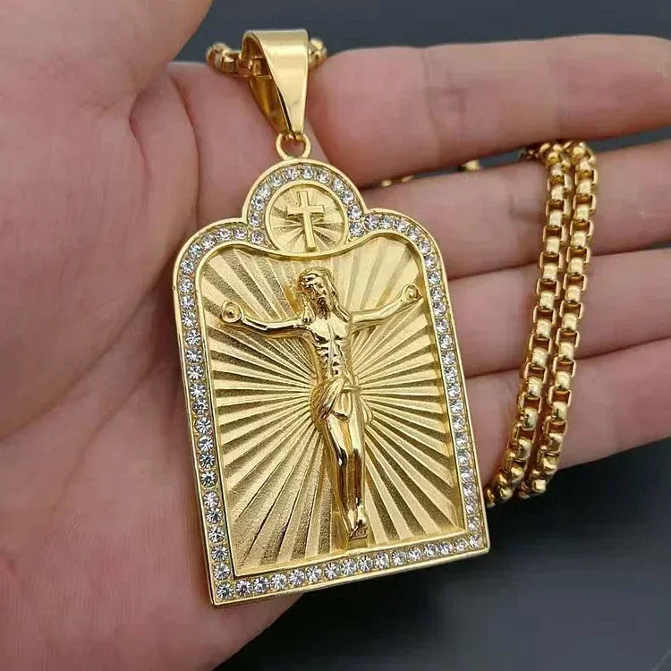 Christian Iced Out Bling Jesus Head Portrait Necklace Pendant Male and Female Cross Catholic Amulet Jewelry
