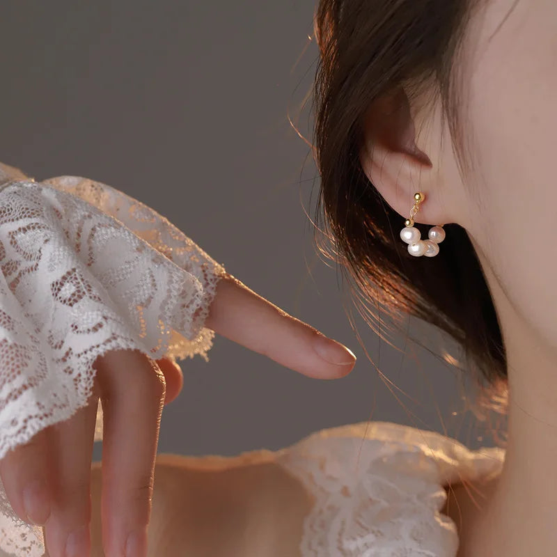 New Fashion Simple Temperament Circle Pearl Earrings Korean Cute Small Versatile Piercing Stud Earrings for Women Luxury Jewelry