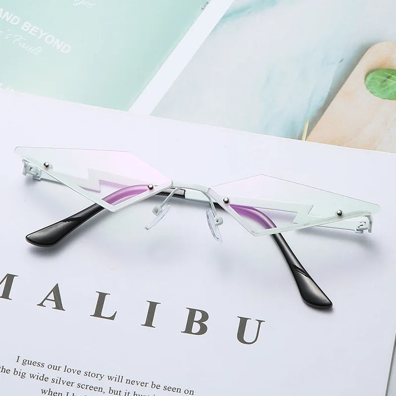 Luxury Fashion Narrow Sunglasses Irregular Diamond Cutting Sunglasses Personality Street Shoot Sun Glasses Female Eyewear UV400