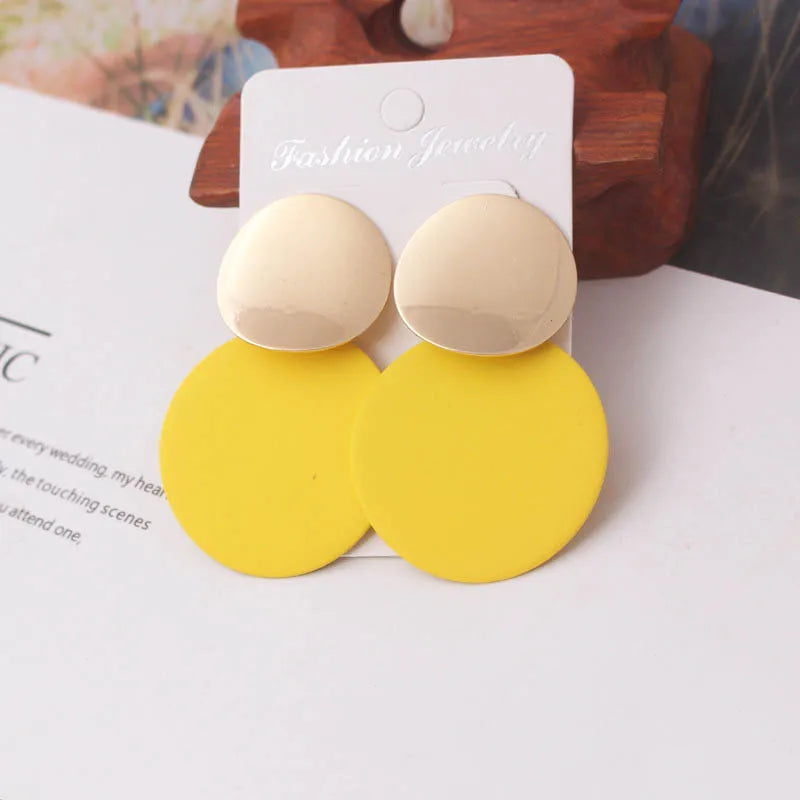 New Women Dangle Earrings Yellow Metal Pendants Geometric Imitation Pearl Drop Earrings Korean Fashion Ear Jewelry pendientes