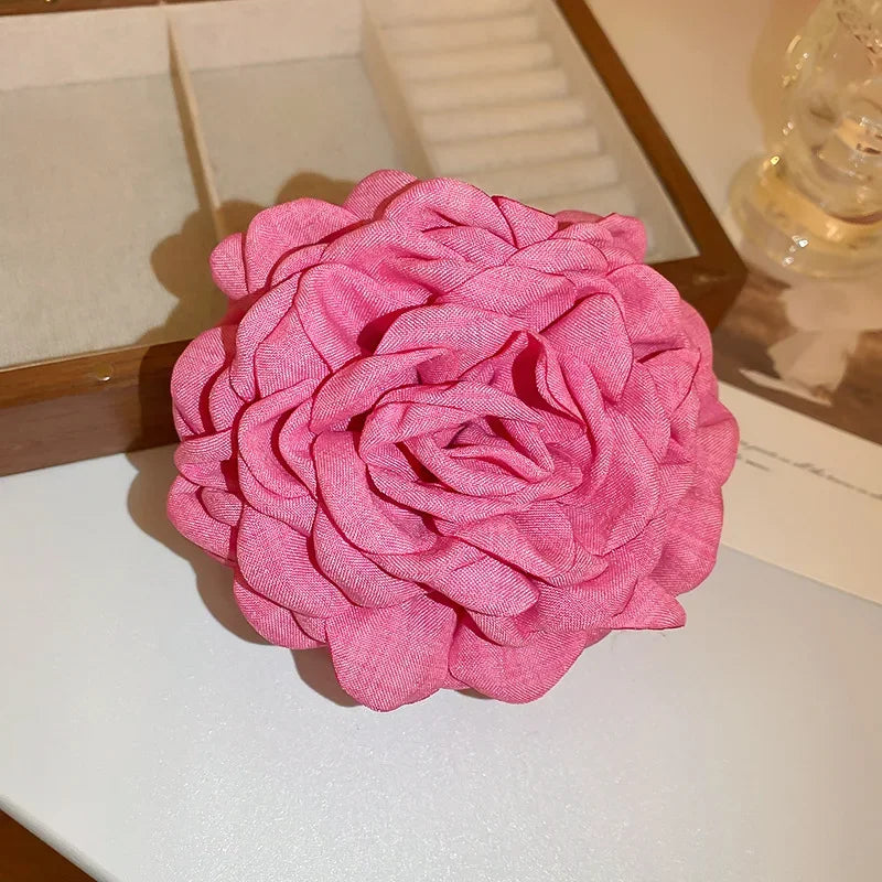 New Solid Color Fabric Flower Hair Claws for Women Fashion Light Luxury Shark Clips French Elegant Temperament Hair Accessories