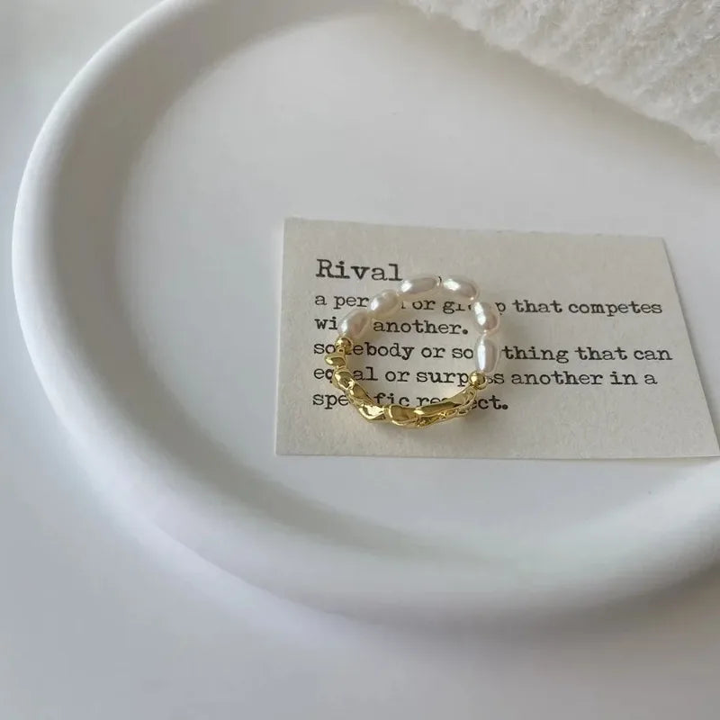Korean Retro Elastic Rope Imitation Pearl Beaded Ring for Women Fashion Party Metal Chain Splicing Finger Ring Jewelry Women