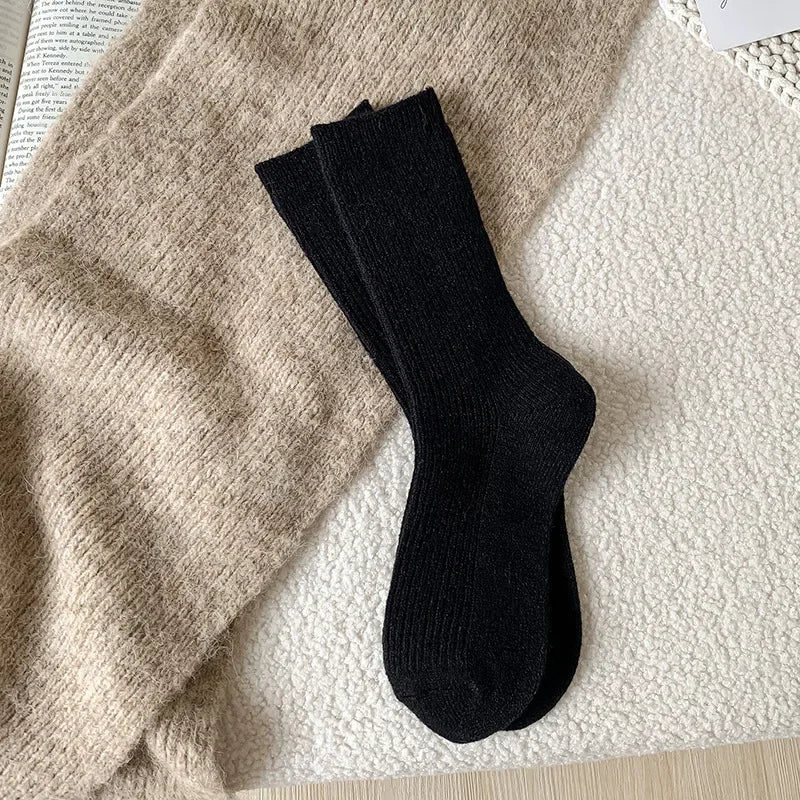Winter Cashmere Wool Woman Socks Solid Cream Color Harajuku Retro Long Socks Women Girls Thermal Crew Sock Calcetines Mujer New