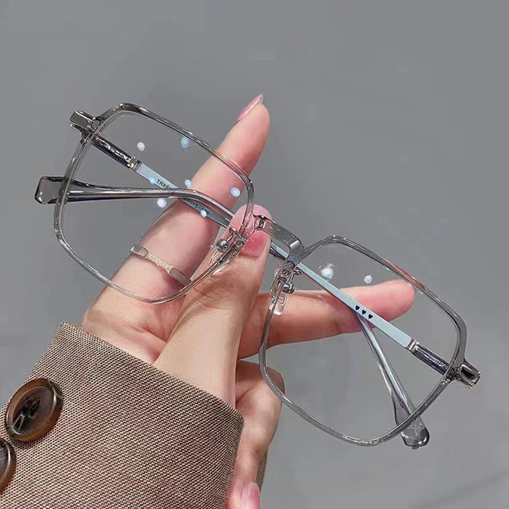 Women Transparent Anti Blue Light Glasses Photochromic Glasses Large Frame Eye Protection Glasses Computer Chameleon Sunglasses