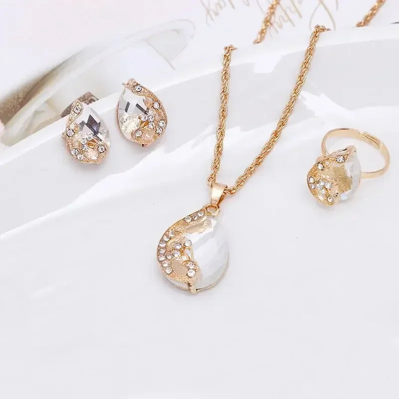 4PCS Trendy Water Droplets Peacock Jewelry Set Crystal Elegant Creative Series Peacock Exquisite Crystal Korean Edition Jewelry