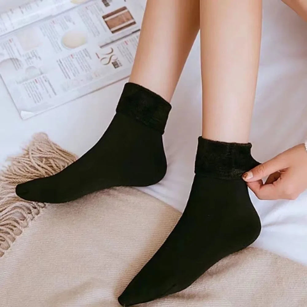 Female Winter Fleece Thick Warm Socks Soft Comfortable Solid Color Home Floor Thick Stocking Soft Boots Sleeping Socks