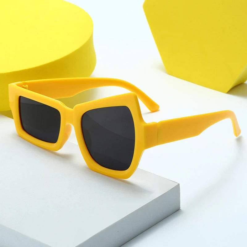 Funny Glasses With Raised Eyebrows on One Side Fashion Hip Hop Sunglasses Irregular Personality UV400 Sun glasses for Men Women