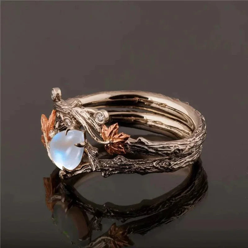 Vintage Antique Gold Twig Maple Leaf Moonstone Ring for Women Girls Light Luxury Ring Jewelry Accessories Anniversary Gifts
