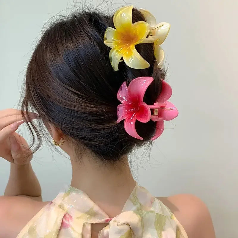 Hawaiian Flower Crab Hair Clips for Women Plumeria Barrettes Large Hair Claw for Thin/Thick Beach Hair Accessories for Girls 8cm