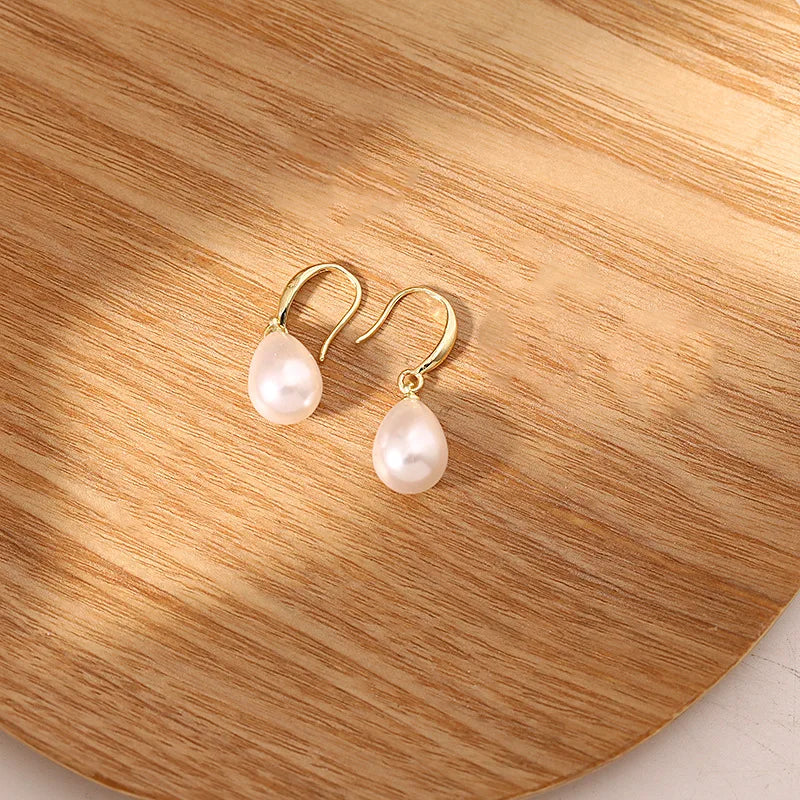 Water Drop Pearl Dangle Earrings Temperamental Women's Hook Earrings Irregular Slim Imitation Pearl Hanging Earrings brincos