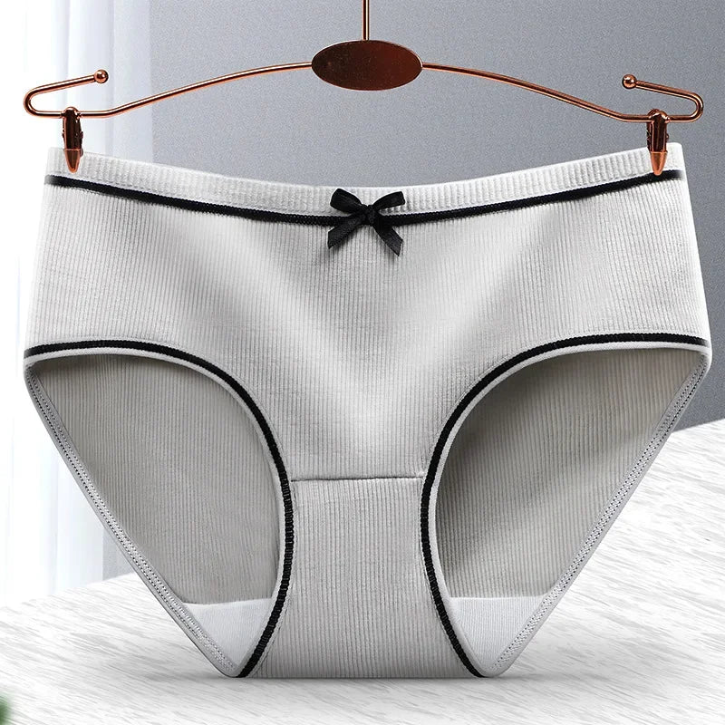 Ladies Cotton Underwear Panties Girls Sexy Seamless Antibacterial Crotch Breathable Briefs Mid-waist Large Size Women's Panties