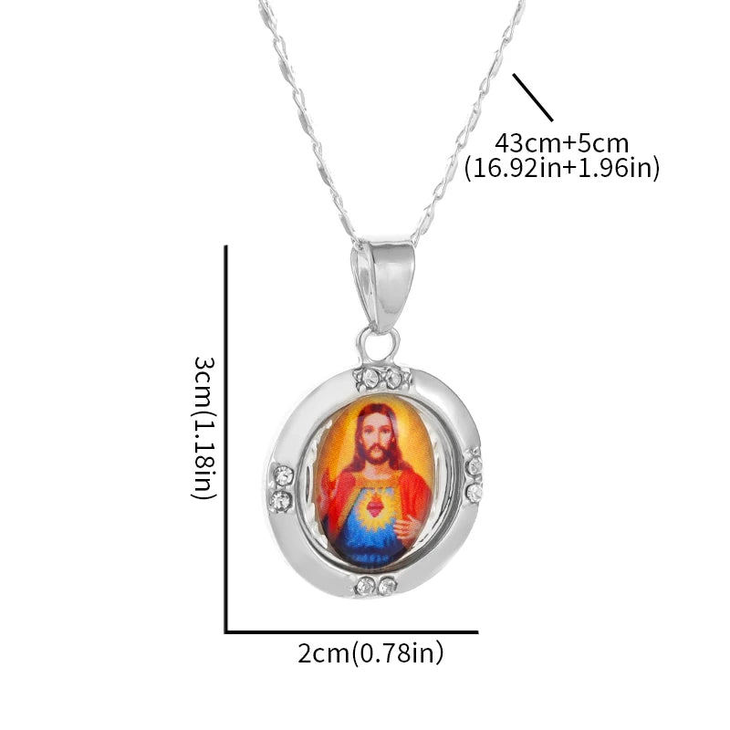 Christian Jesus Portrait Necklace Inlaid with Zircon Round Pendant for Men and Women Fashion Lucky Amulet Jewelry Gift