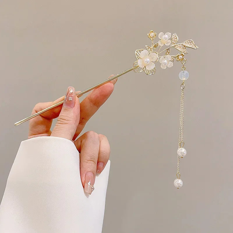 Classic Chinese Hair Stick Pins for Women Butterfly Flower Star Fresh Handmade Hairpins Charm Jewelry Accessories Hair Ornaments