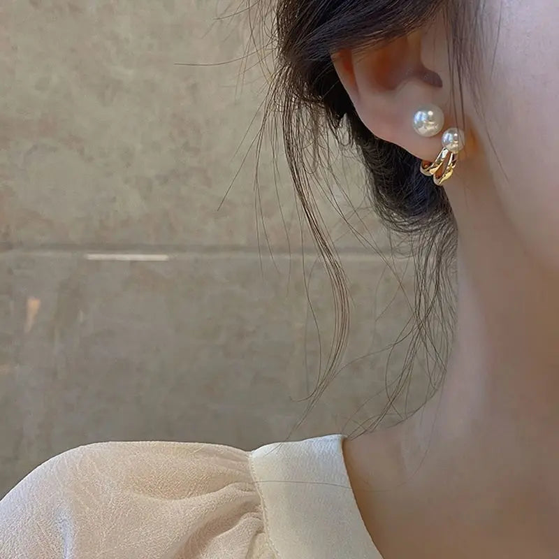 Fashion Classic Pearl Earrings for Women Senior Temperament Girls Retro Style Ear Rings Girlfriend Gifts Banquet Souvenirs