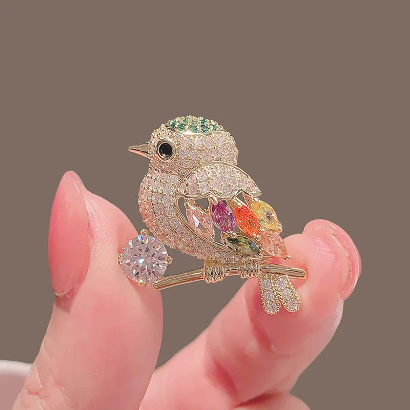 1PC New Tulip Flower Brooches for Women Elegant Design Sense Rose Clothing Accessories Pin Jewelry Luxury 2024 High Quality