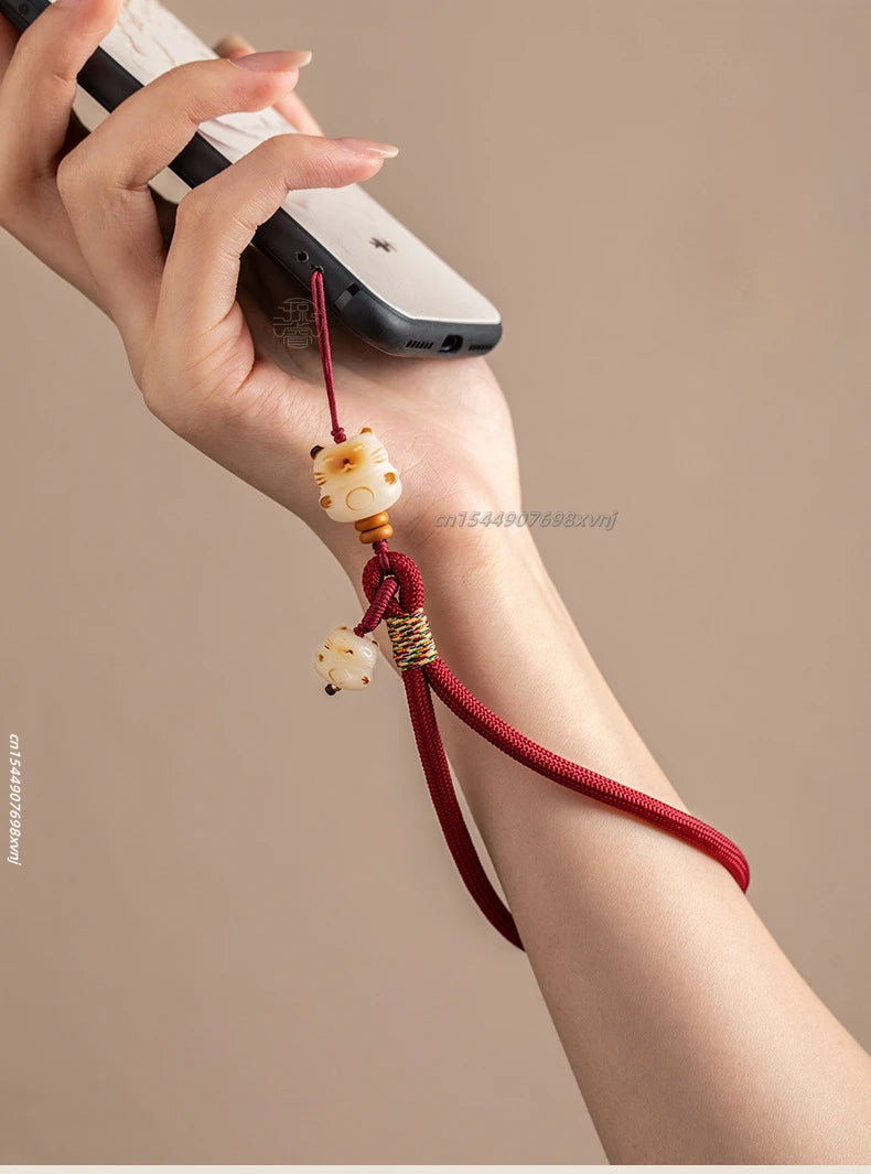 Cute Bodhi Lucky Cat Mobile Phone Wrist Hanging Chain Pendant Pendant Exquisite Anti-loss Drop-resistant Mobile Case Lanyard