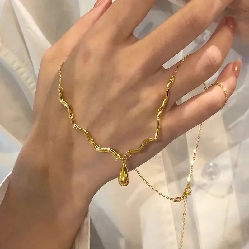 New in vintage glossy water droplet necklaces light luxury Laziness High quality irregular tassel collar chain fine jewelry