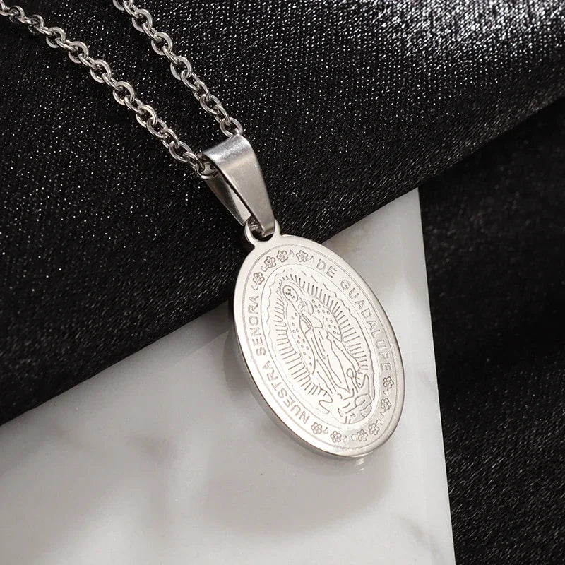 Beautiful Stainless Steel Catholic Virgin Mary Portrait Square Pendant Necklace for Men and Women Religious Catholic Jewelry
