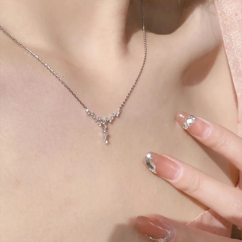 Fashion Simple Stainless Steel Cross Necklaces for Women Luxury Design Metal Zircon Clavicle Chain Choker Jewelry Birthday Gift